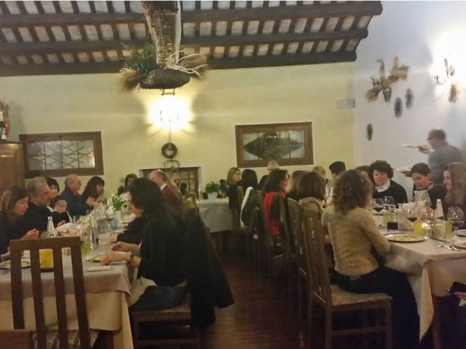 Immagine ingrandita:  cena della giornata di studio sui pollini - Pordenone, 24.2.2017
