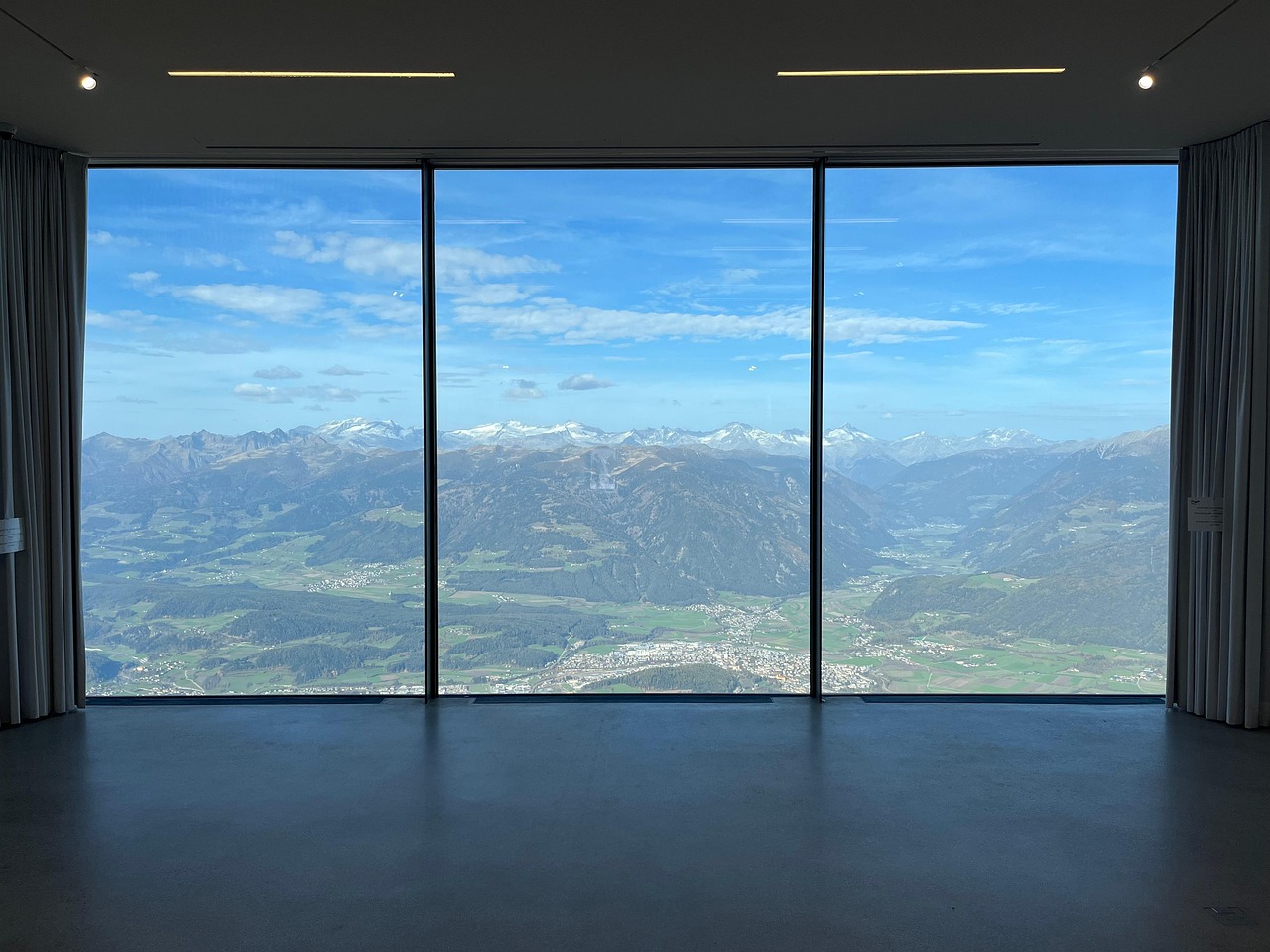 Brunico d’autunno: 48 ore tra sentieri dorati, canederli pressati e il panettone di montagna