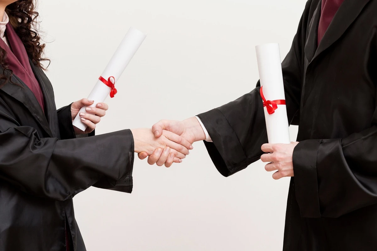 l titolo non conta più, solo la fame svelato il segreto dei lavoratori che vincono, la lotta per il controllo interiore che vale più di una laurea (1)