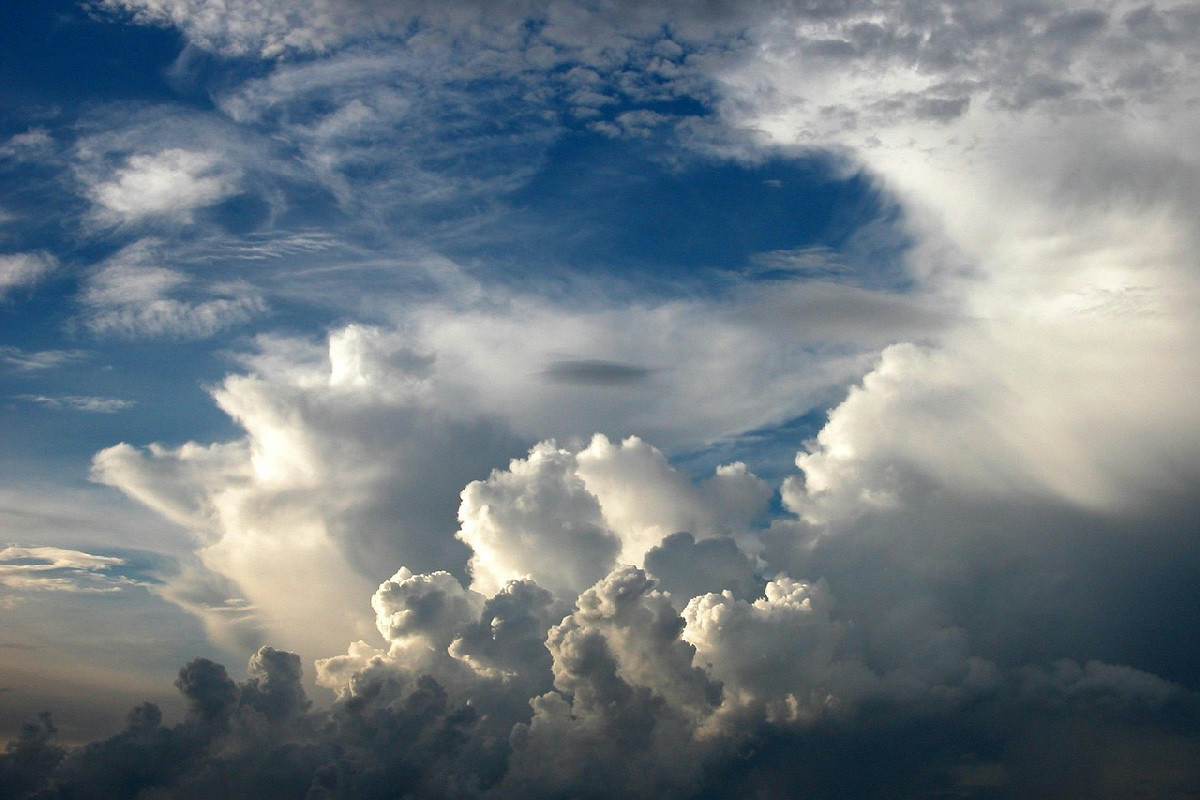 Meteo: L’Italia tra nuove giornate perturbate e temperature in netto rialzo: ecco cosa ci aspetta