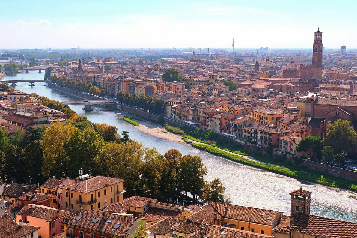 Quest’autunno ho scelto Verona: la città si veste di emozioni e accende l’atmosfera romantica