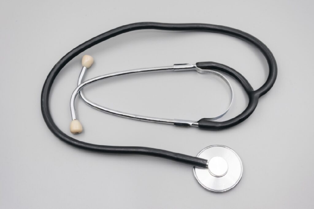 Uno stetoscopio