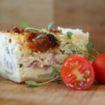 Aperitivo perfetto? Porta in tavola la torta rustica pomodoro-senape: irresistibile e cremosa