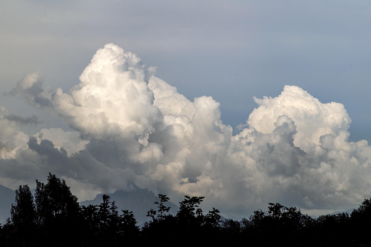 Italia sotto la pioggia: nel weekend 8-9 novembre torna il maltempo con temporali intensi